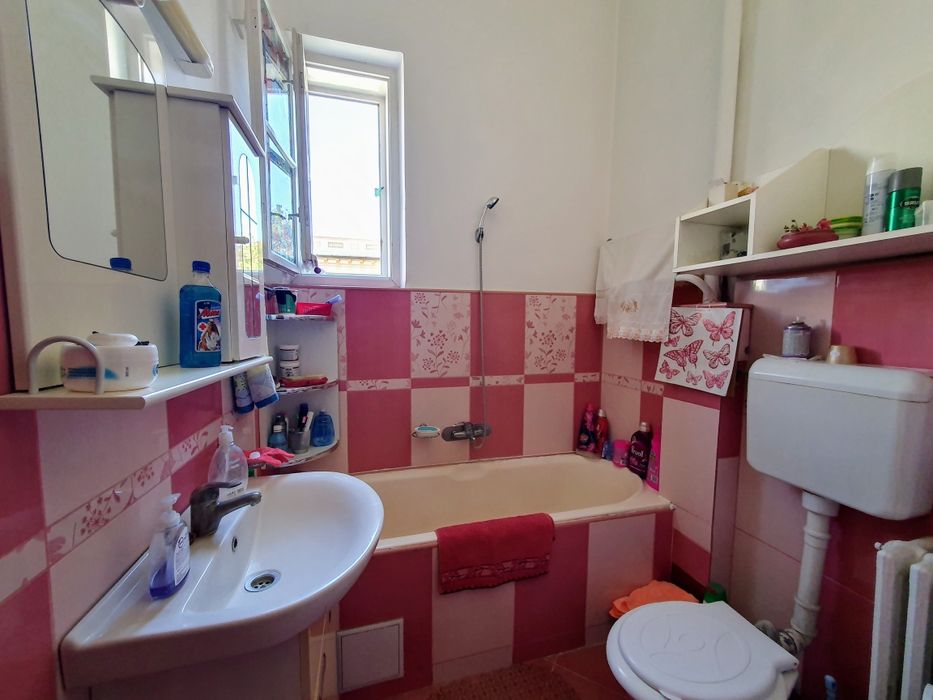 Apartament 4 camere zona ultracentrala