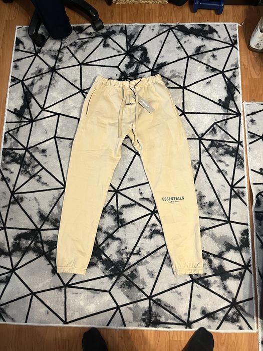 Essentials Fear of God