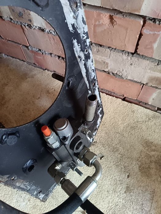 Armaturarezni gidravlik sistemasi sotiladi