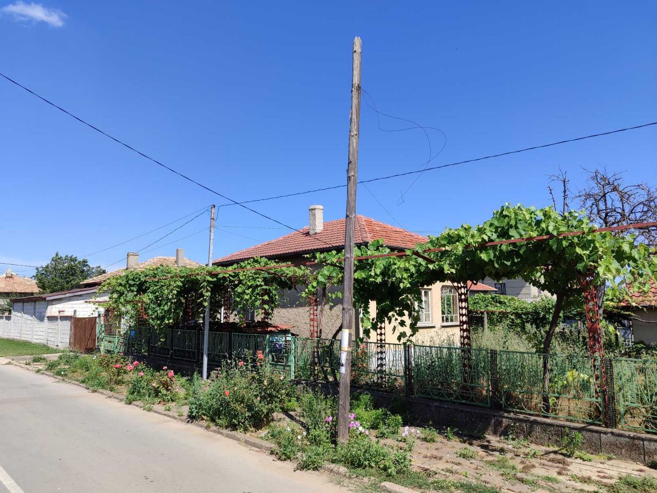 Продава се Къща в Генерал Тошево - 110 кв.м за 364 €/кв.м - Снимка #2