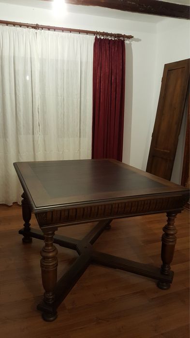 Vand masa lemn masiv, esenta nuc