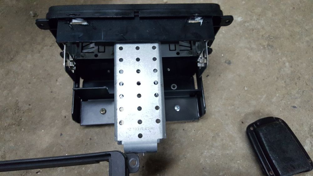 GPS Suport radio CD Original VW Passat B6 B7 Golf 5 6 Touran Tiguan;