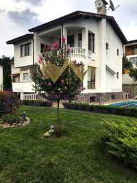 Къща в Добрич, област-с.Оброчище площ 250 цена 350000