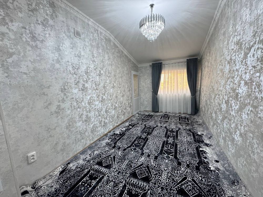 Продается 2 ком. Квартира площадью 43 кв.м. В Согдиане ор. 63 школа