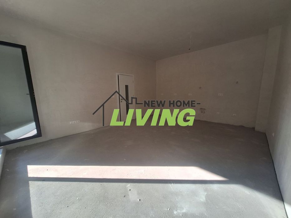 Продава се Тристаен апартамент в Пловдив, Каменица 2 - 117 кв.м за 1411 €/кв.м - Снимка #1