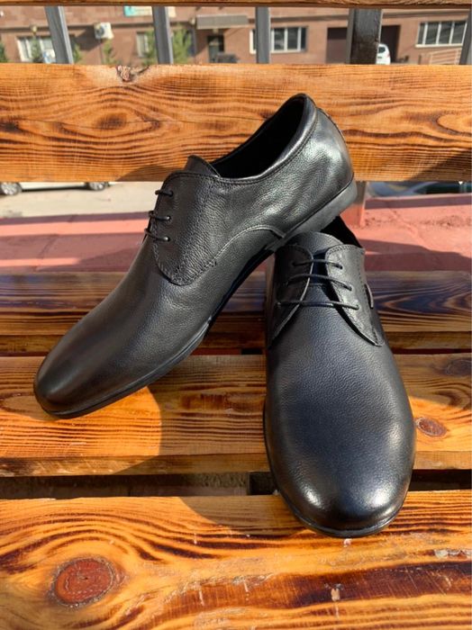 Продам мужскую обувь