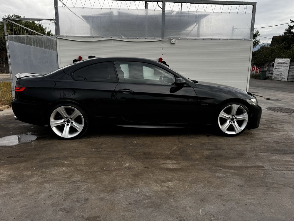 BMW E92 320i 2009
