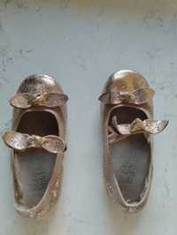 Обувки за момиченце блестящи балеринки