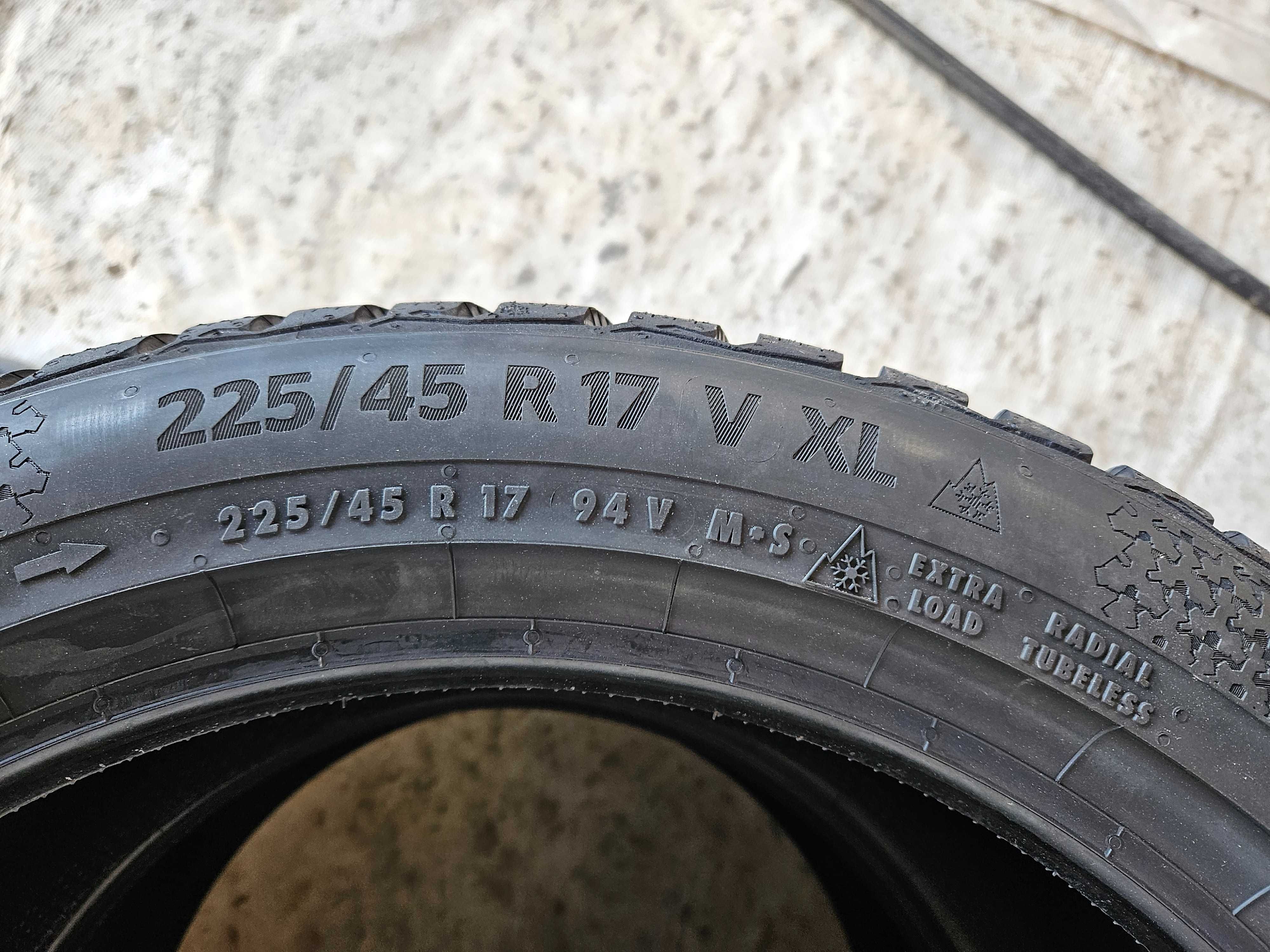 2 Нови зимни гуми 225/45 R17 Continental Winter TS870 XL 94V DOT3924