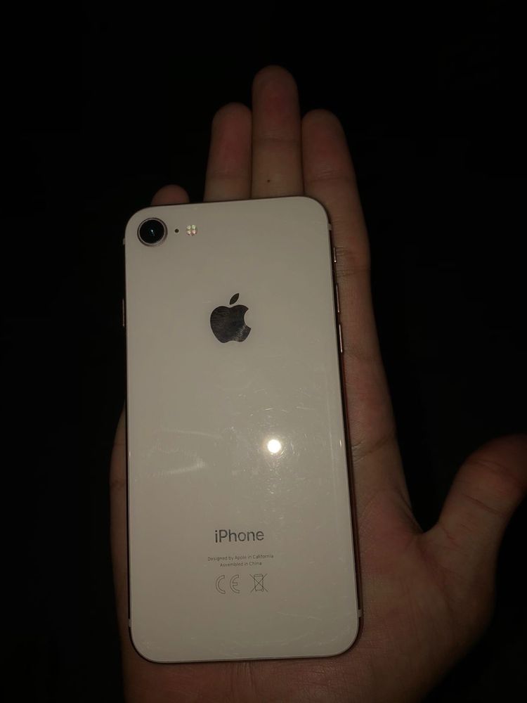 iphone 8  срочно