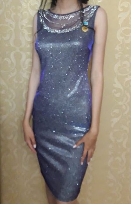 Продаю красивое платье