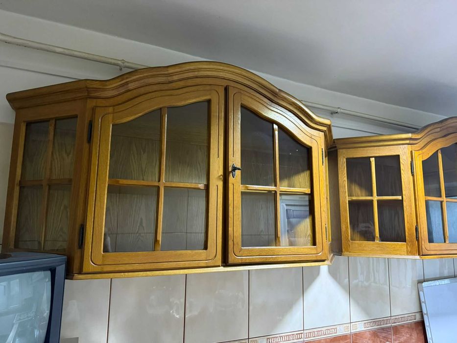 Dulap/Vitrina lemn masiv cu geam – 147x80 cm (2 bucăți disponibile)