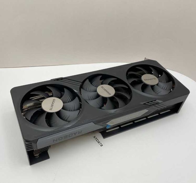 продаю rx 7800xt