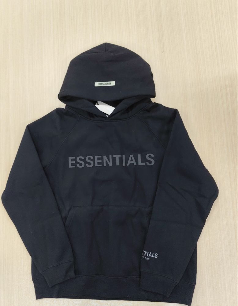 Essentials hoodie black