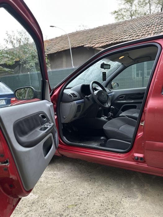 Vand/schimb cu diesel Renault symbol 1.4 euro 4 2006 (64000km)
