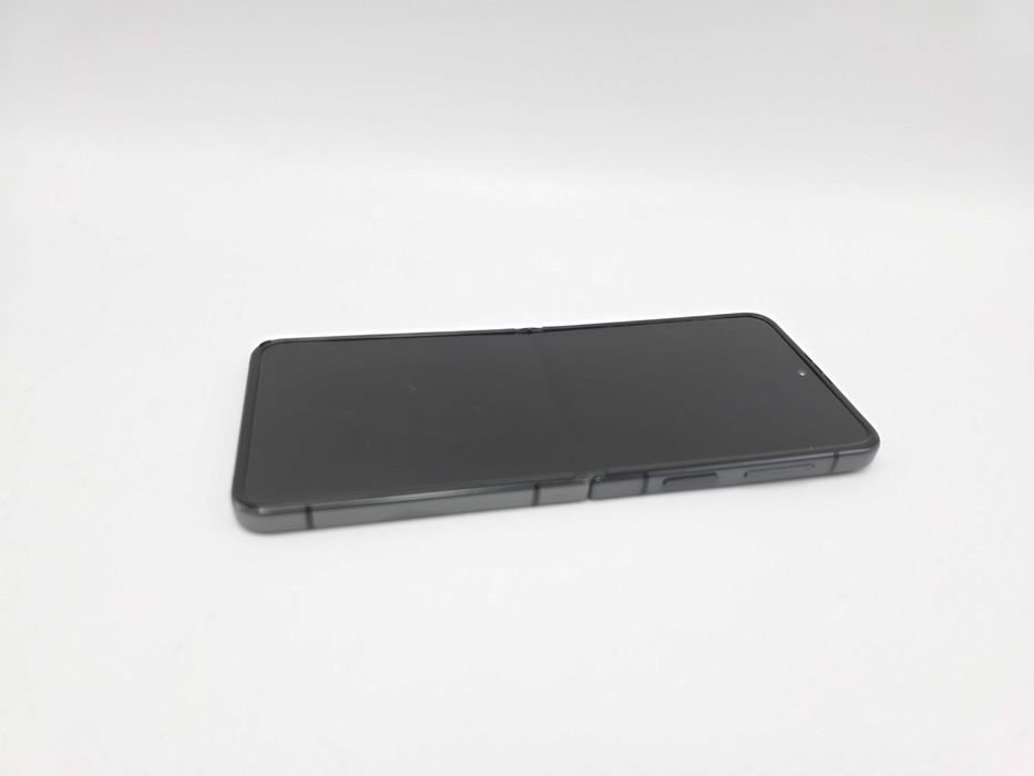 Samsung Z Flip4 Black 128GB 8GB Ram Neverlocked Stare Excelenta