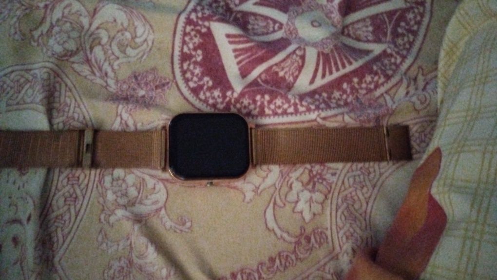 Vând ceas smartwatch