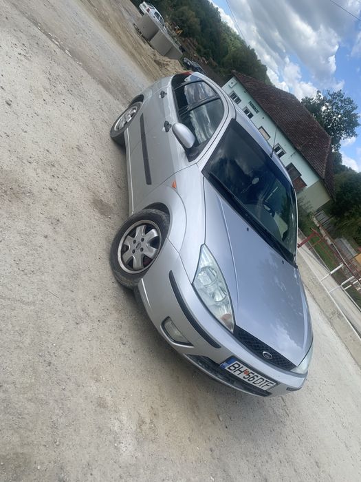 Vand ford focus în stare foarte buna