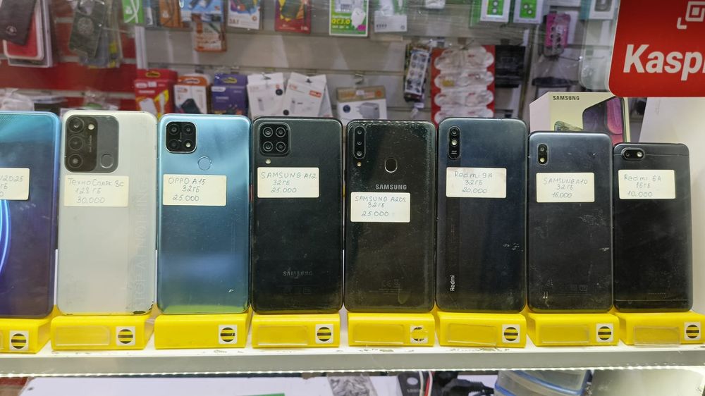 Продаю б/у телефоны