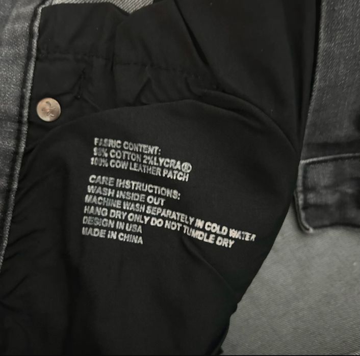 Blugi Purple gri cu stropi albi – mărimea 36 – 220 lei