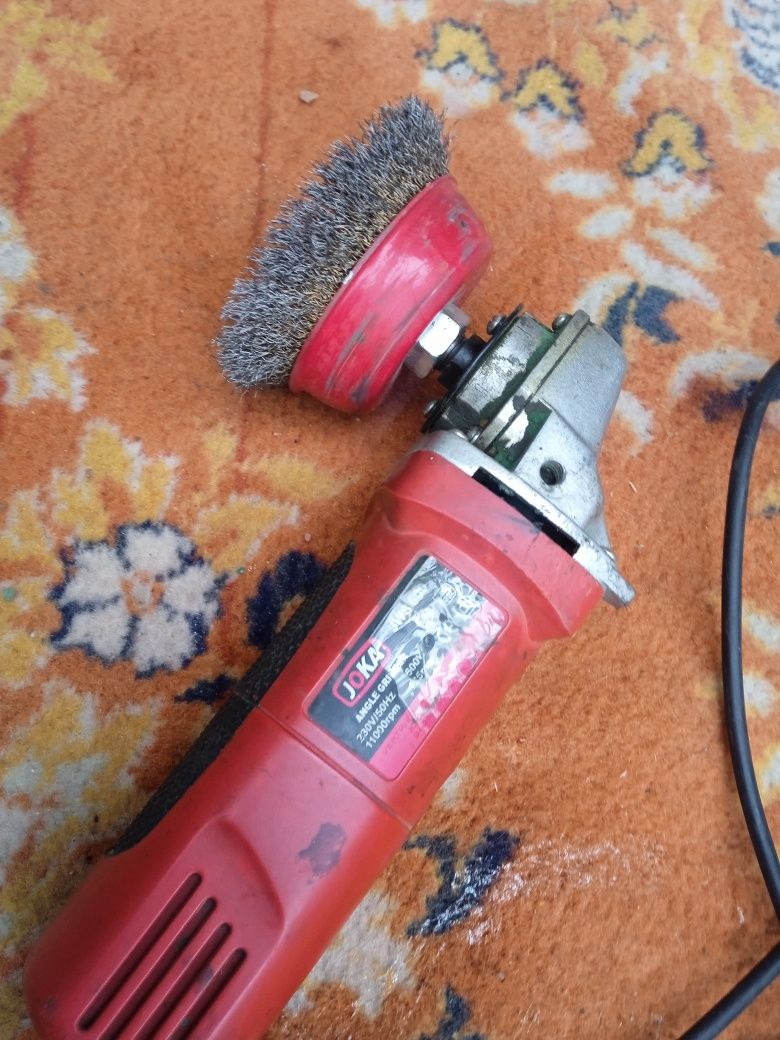 Polizor unghiular joka jws 600