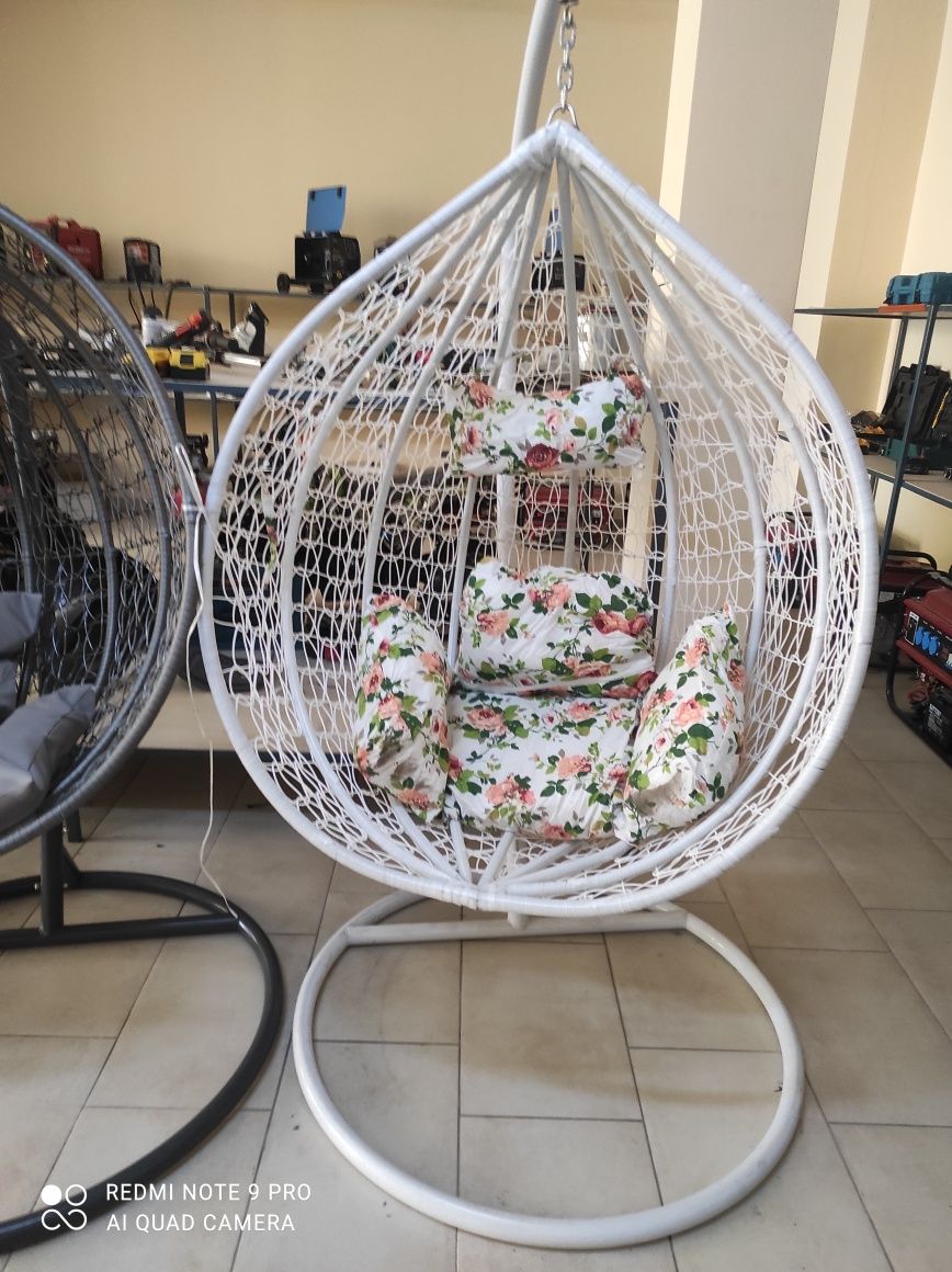 Градинска ратанова люлка тип хамак