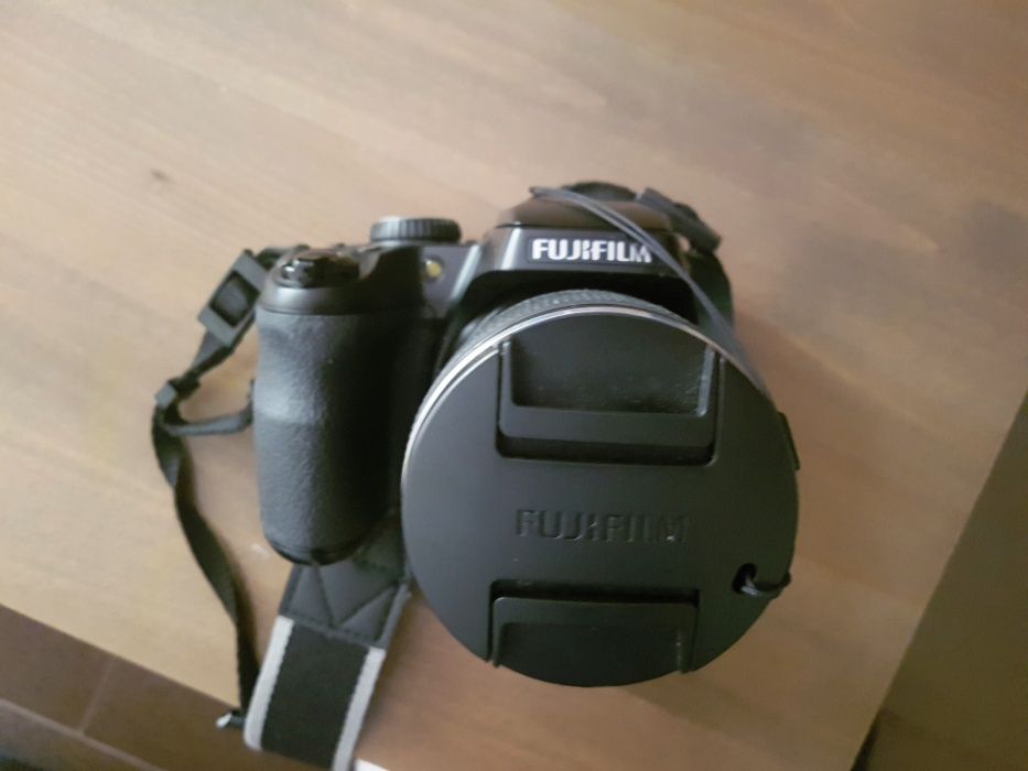 продавам нов фотоапарат ФУДЖИФИЛМ