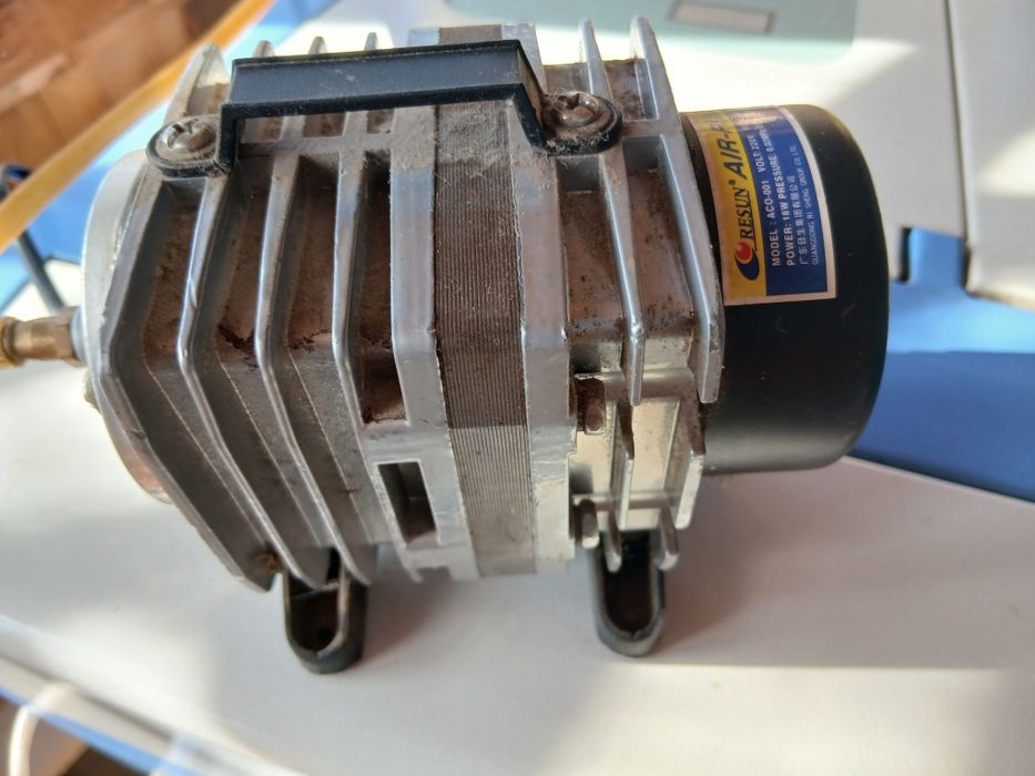 Лазер за гравиране и рязане 40 W CO2