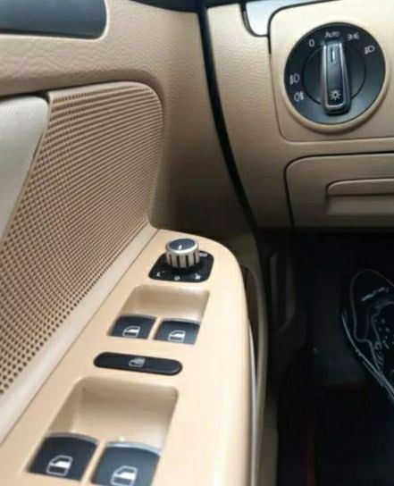 Ключ Конзола Бутони Ел стъкла Ел огледала VW Golf 5,6Passat B6 Touran