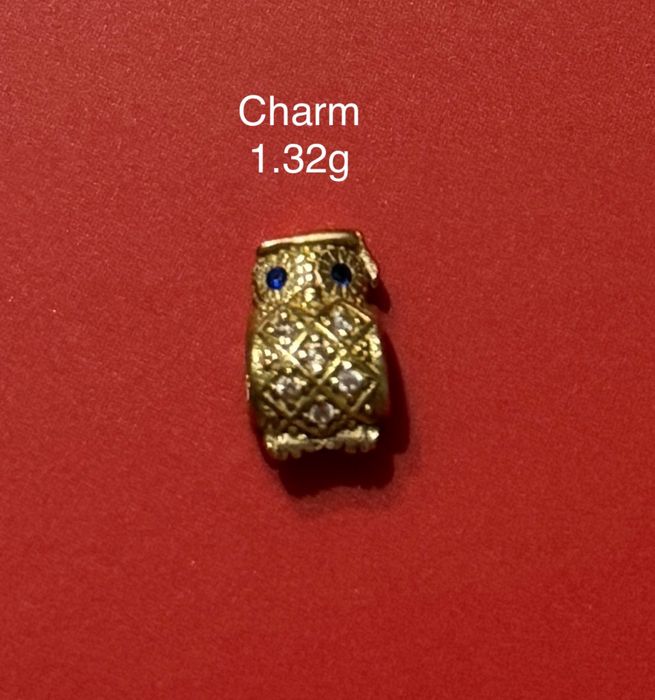 Charm bufnita absolventa aur 14k