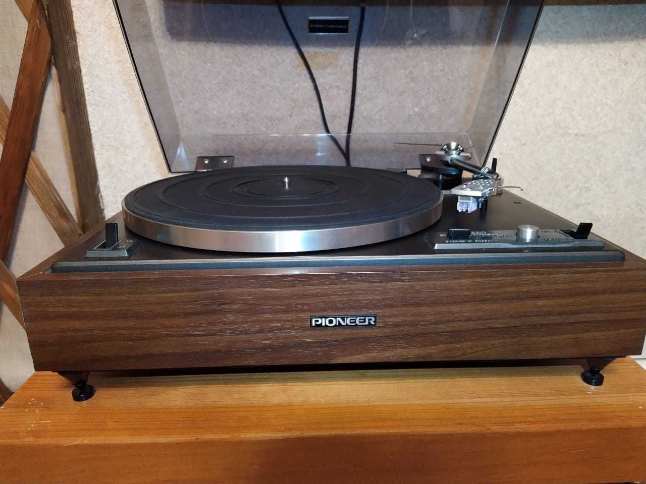 Проигрыватель винила PIONEER PL-15D Made in Japan. 220 вольт