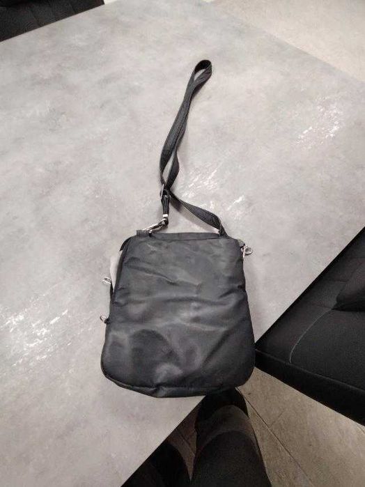 Продавам чанта мъжка Травелон