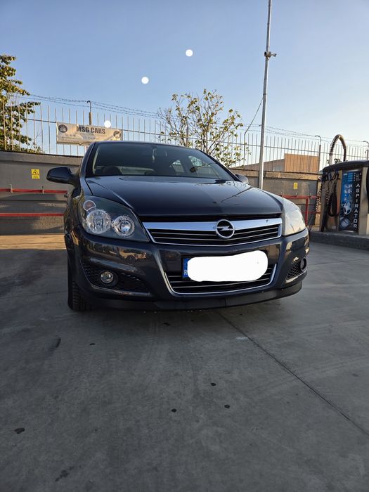 Opel Astra H 1.6 Benzină / 2011 / 184.000 km