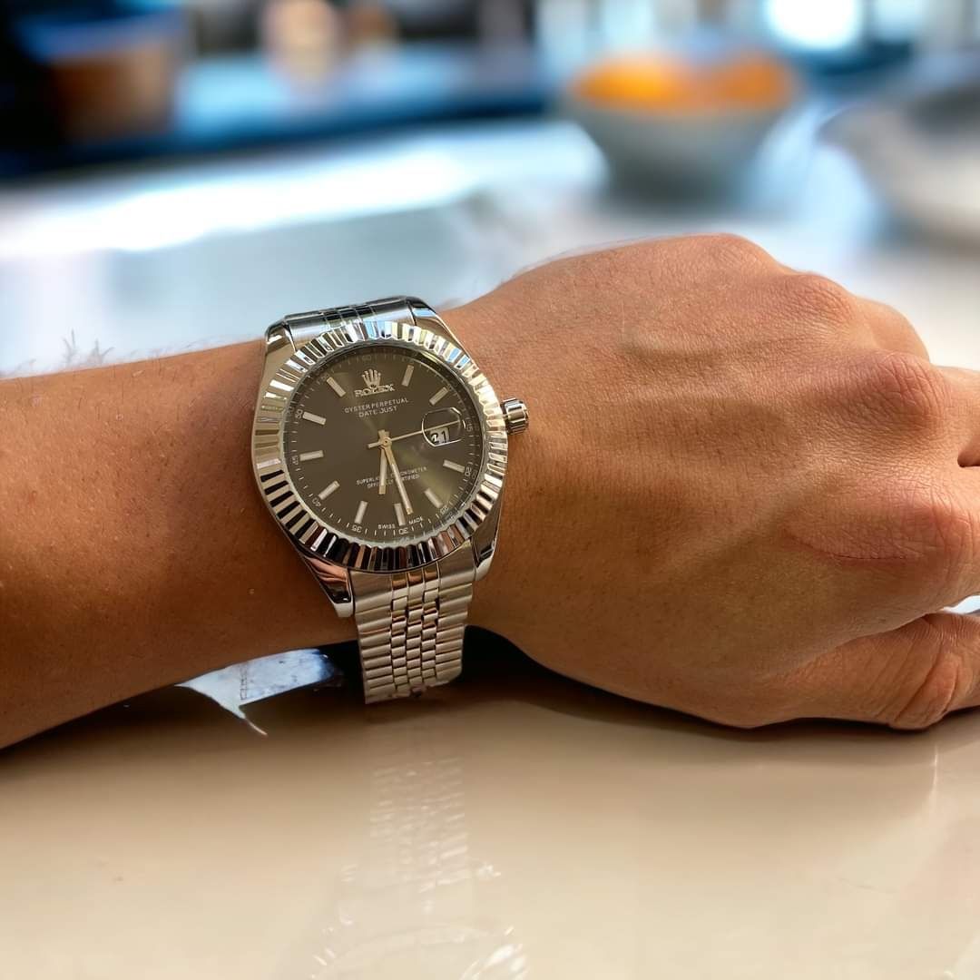 Часовници мъжки с кутийка и възглавничка, Rolex