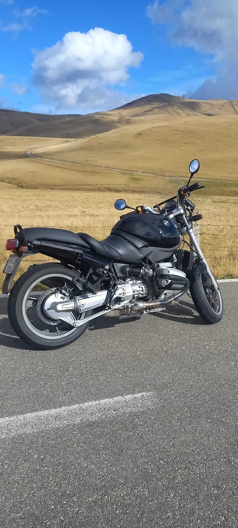 vand motocicleta bmw r850r