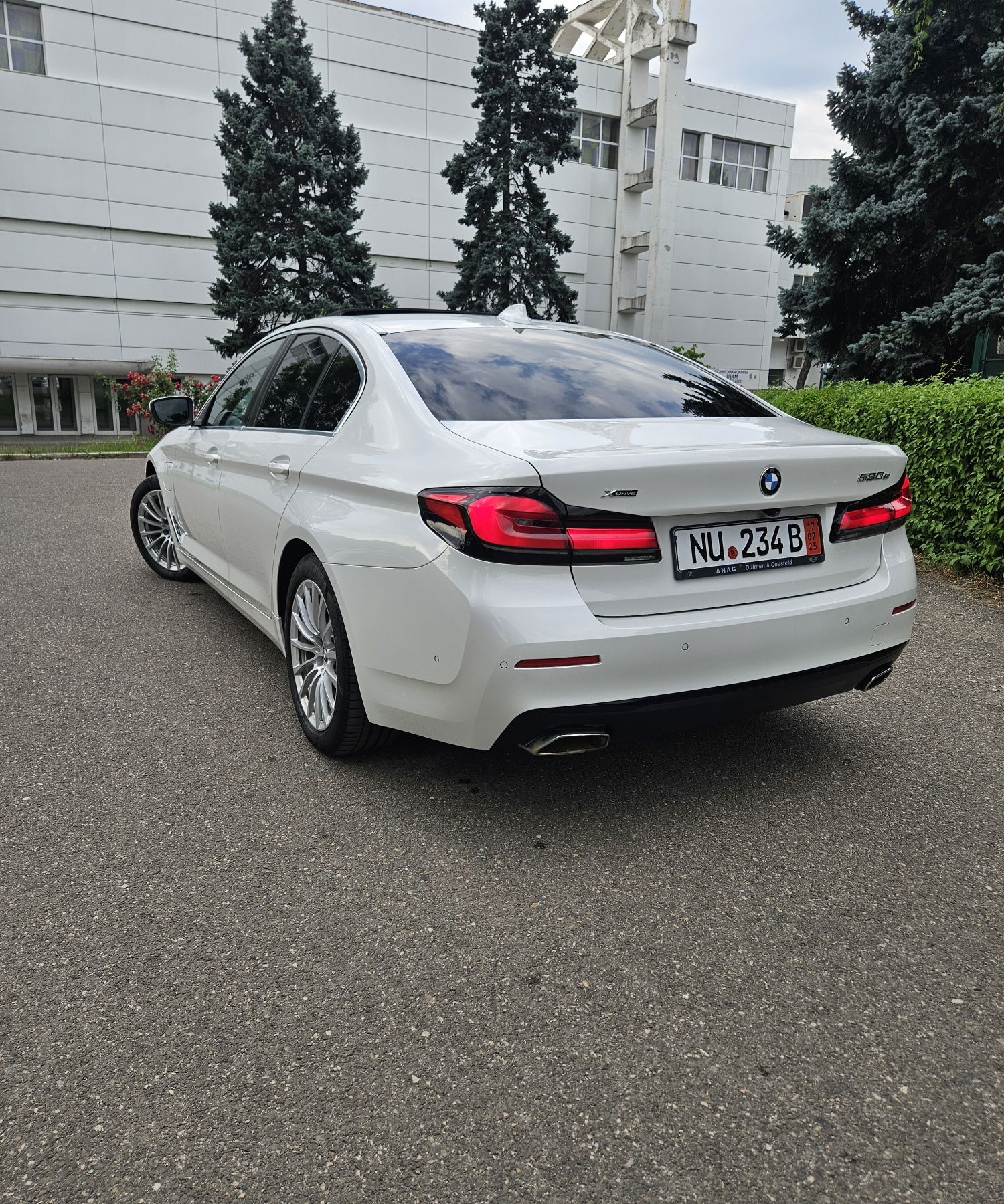 Bmw 530e X Drive Hybrid / 292 CP _ Alb PERLAT _ LASER _ Trapa