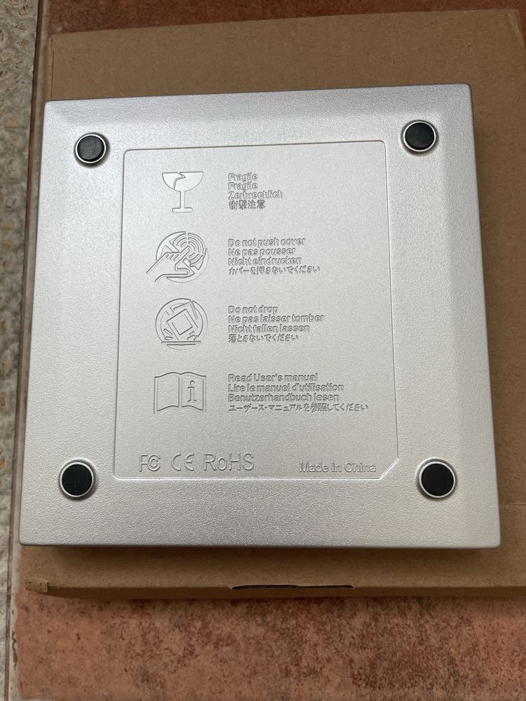 Преносим USB 2.0 външен CD/DVD драйв