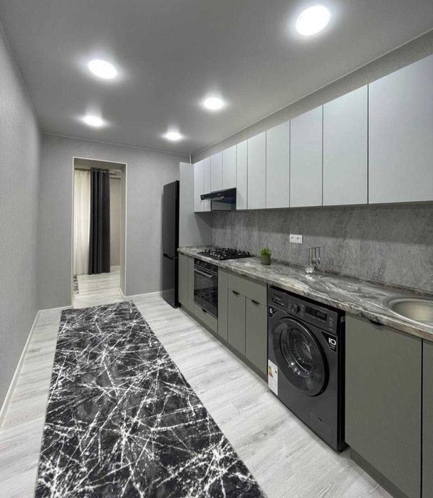 Продается 3-комнатная квартира на Ц-1 ( 64-школа) ID: 4279