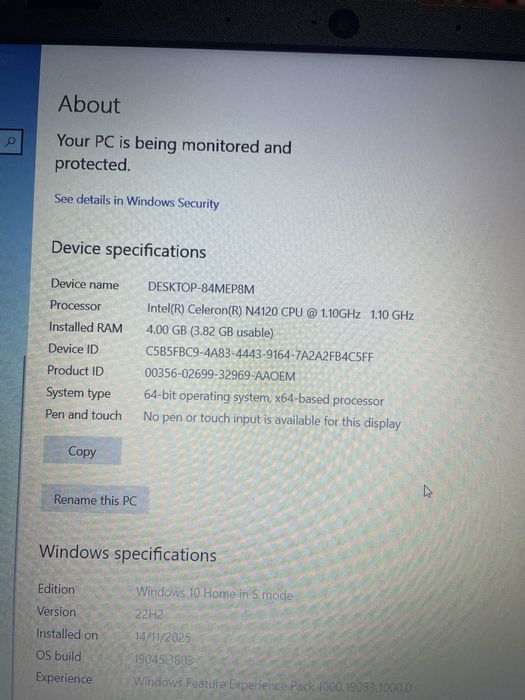 Laptop Hp intel celeron,4 Gb ram,17 inch