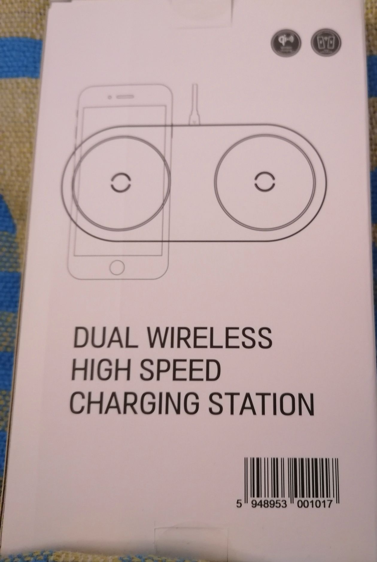 Безжичното зарядно устройство halber® Dualcharge, Fast Charge,