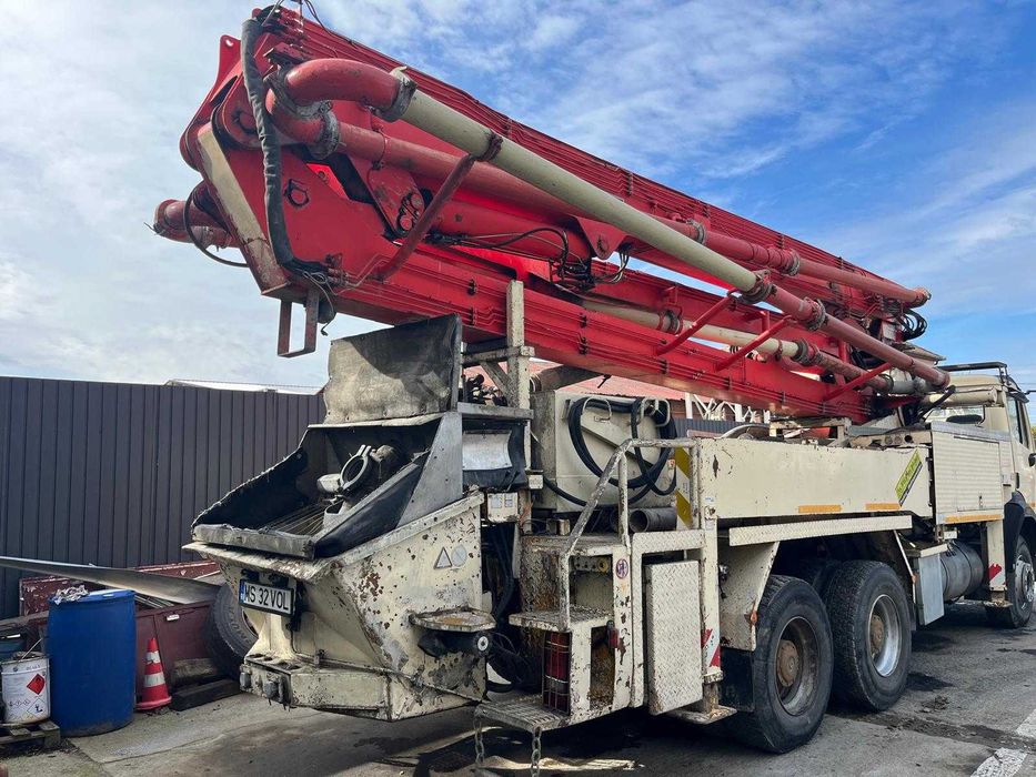 Mercedes Benz - pompa beton Putzmeister