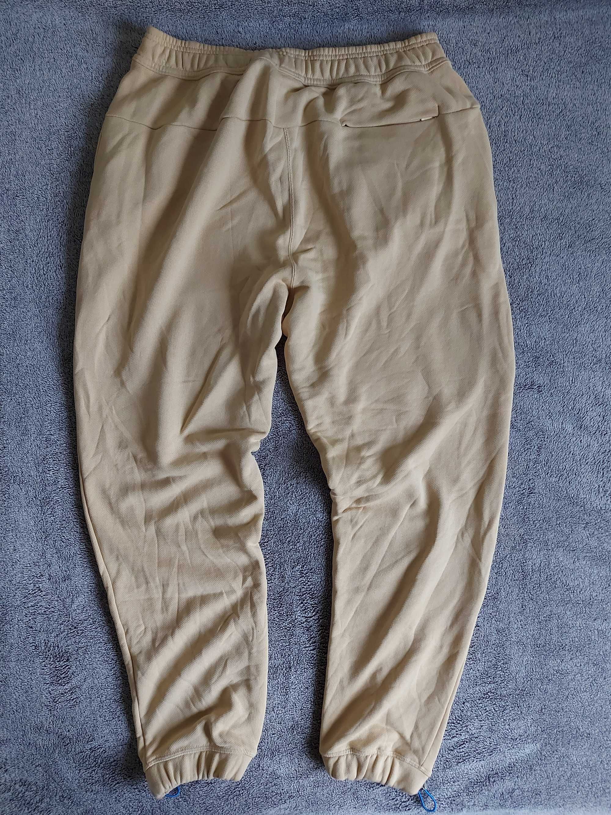 Мъжко долнище Nike Air French Terry Joggers - размер L