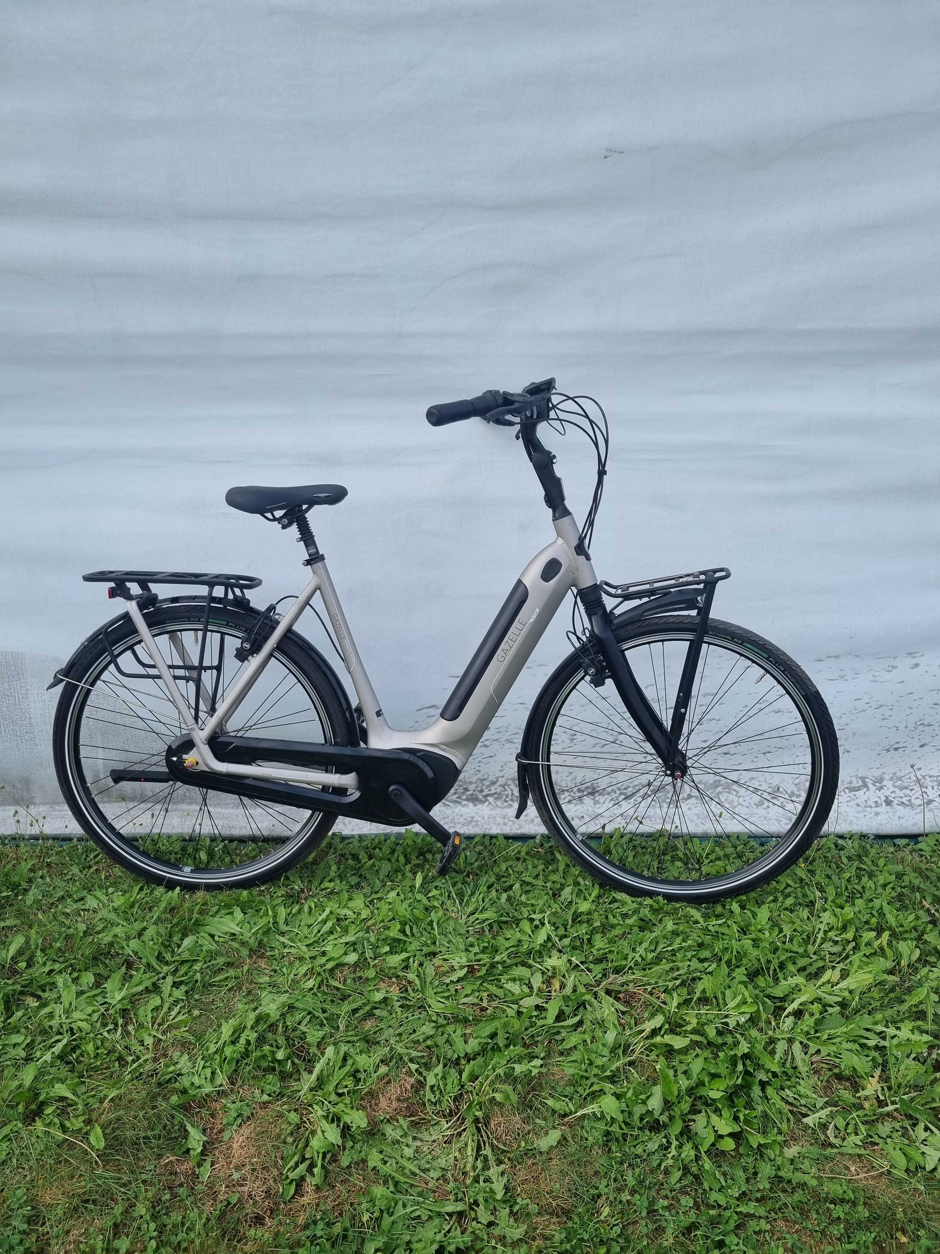 Bicicleta Gazelle Noua electrica Cube Scott