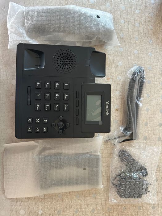 IP телефон Yealink SIP -T30P