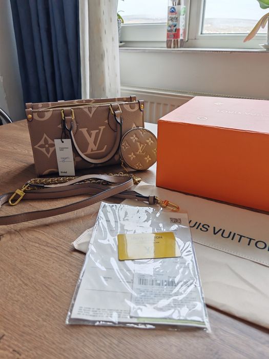 Geantă Louis Vuitton OnTheGo PM