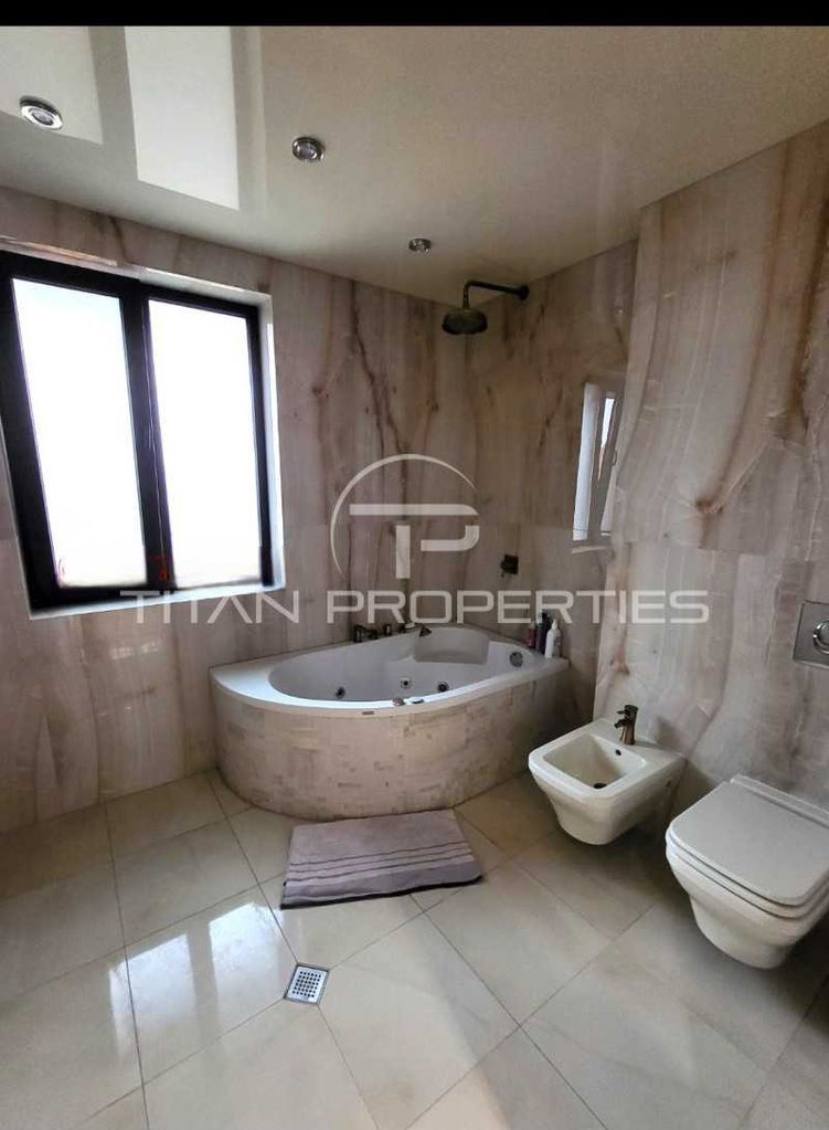 Продава се Къща в Пловдив, Беломорски - 220 кв.м за 3410 €/кв.м - Снимка #10