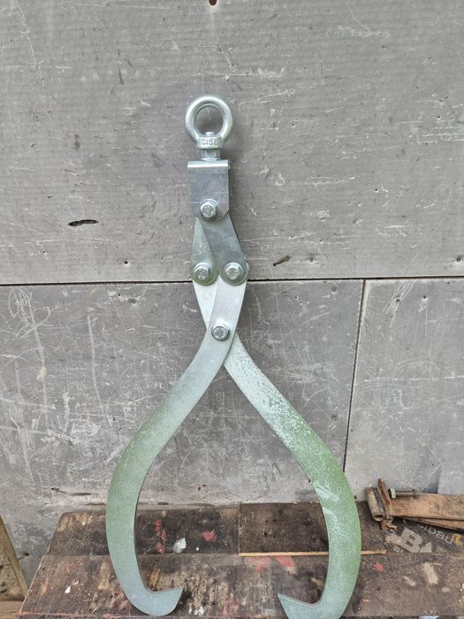 Vând clește pt bușteni