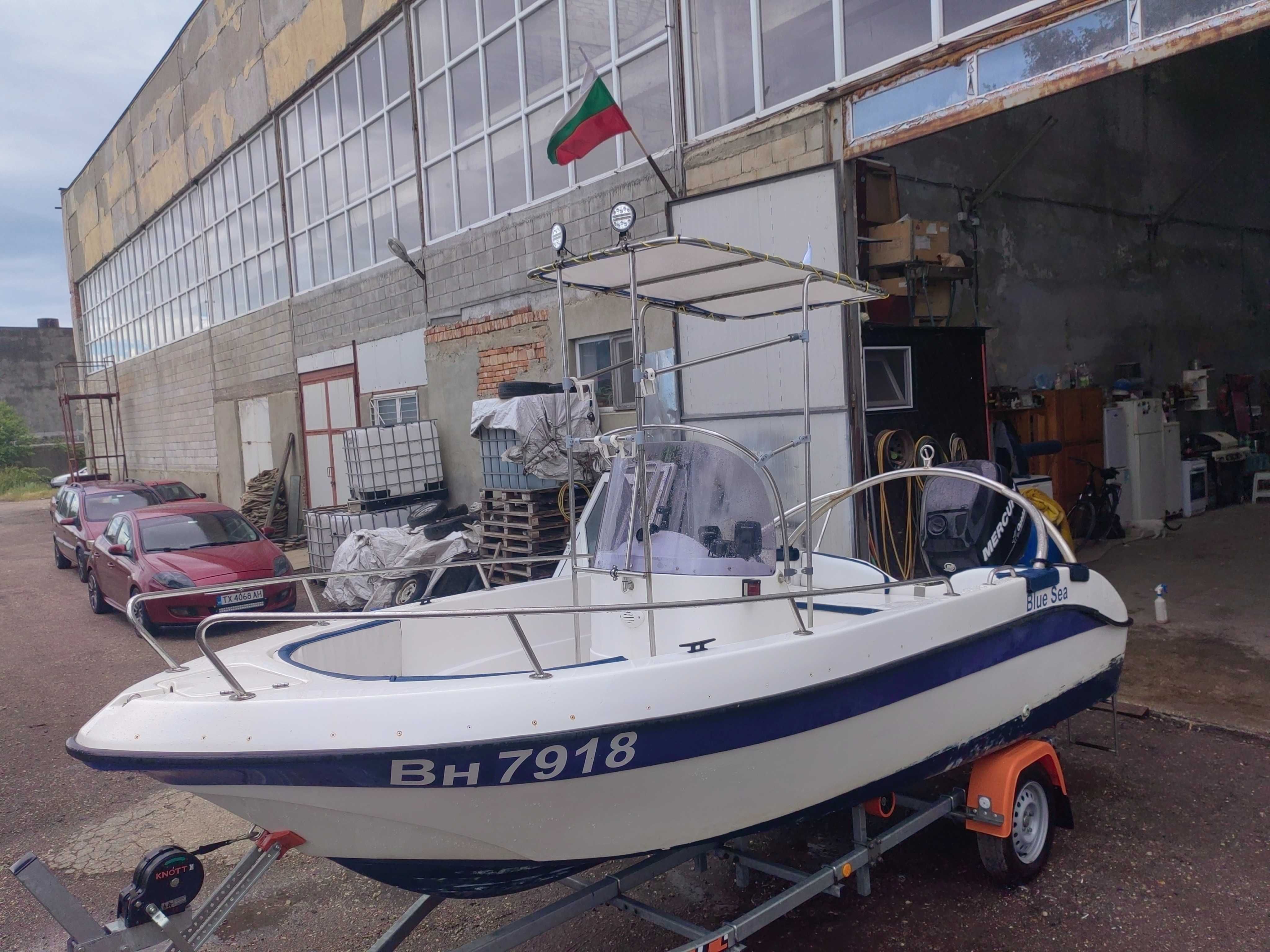 Лодка blue sea 4.90м 100кс mercury