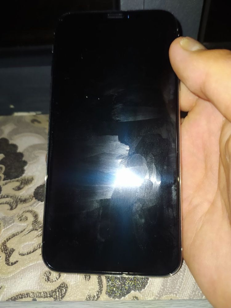 IPhone X sotiladi aybi yo’q karobka dakumenti bor. Tushib beriladi