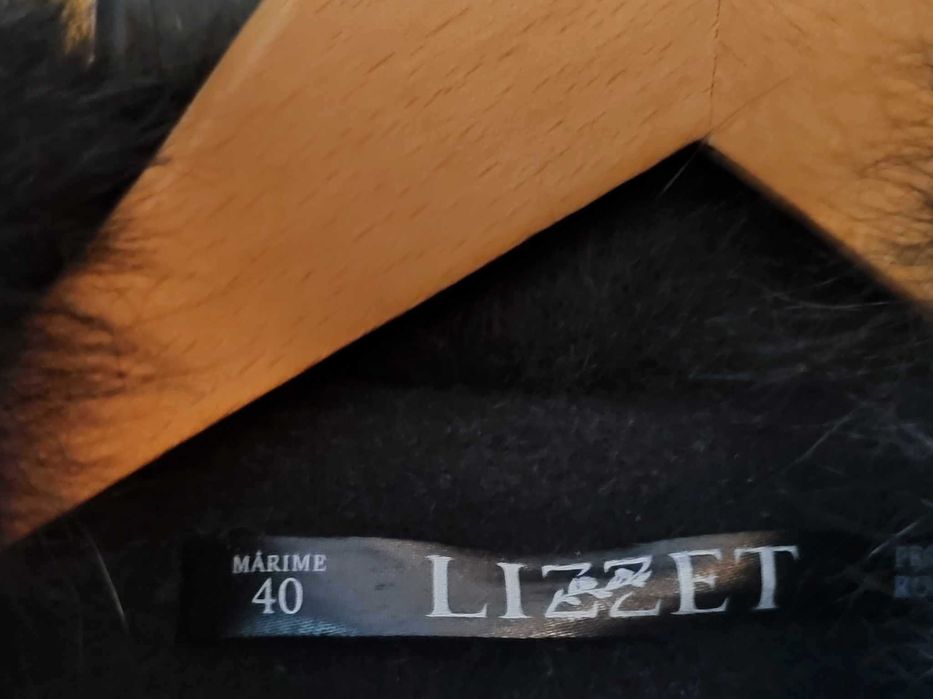 Palton dama negru calduros elegant marimea 40 marca Lizzet